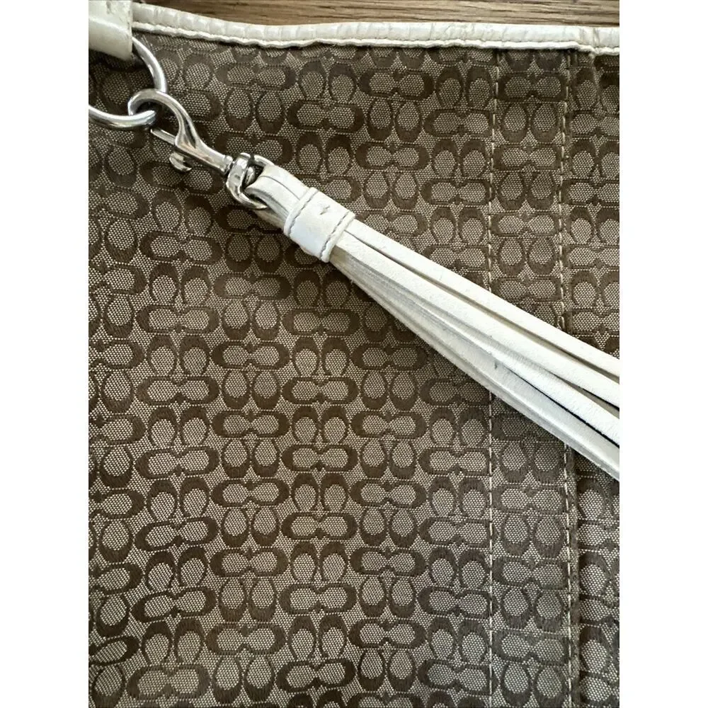 Coach vtg Purse Logo Signature Handbags White Brown Monogram F10416‎